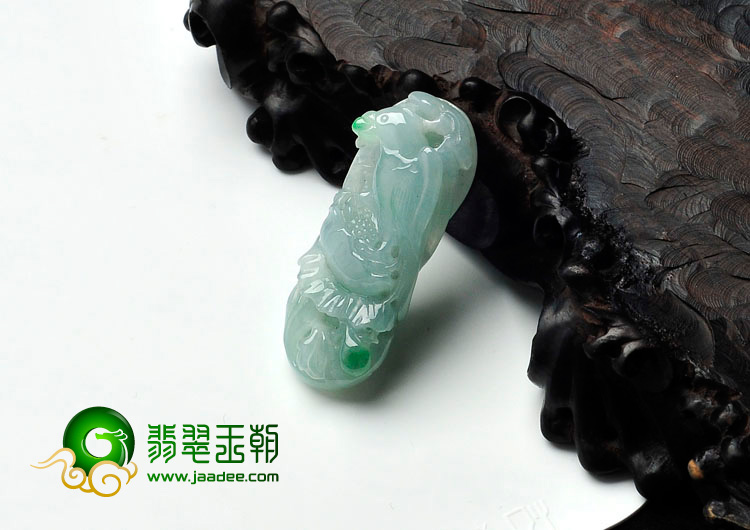 冰种翠色缅甸翡翠鸟语花香挂件