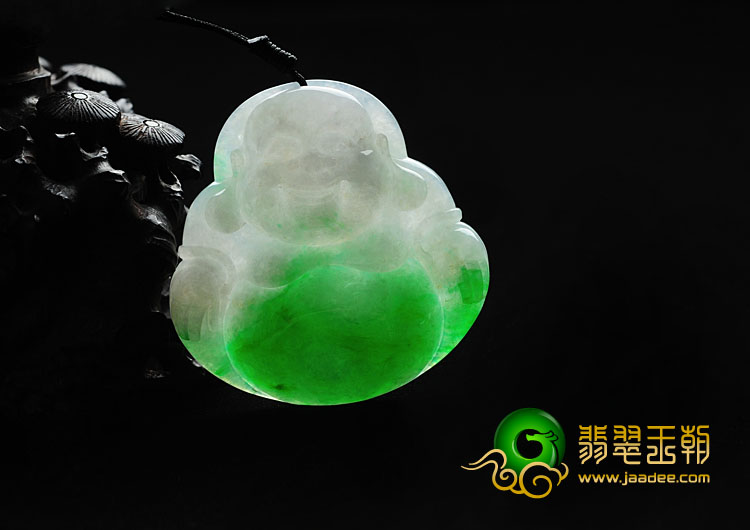糯冰种阳绿缅甸翡翠玉佛挂件