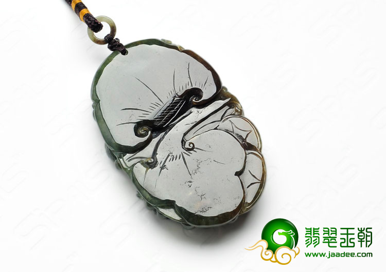 糯冰种青褐色缅甸翡翠大龙牌挂件