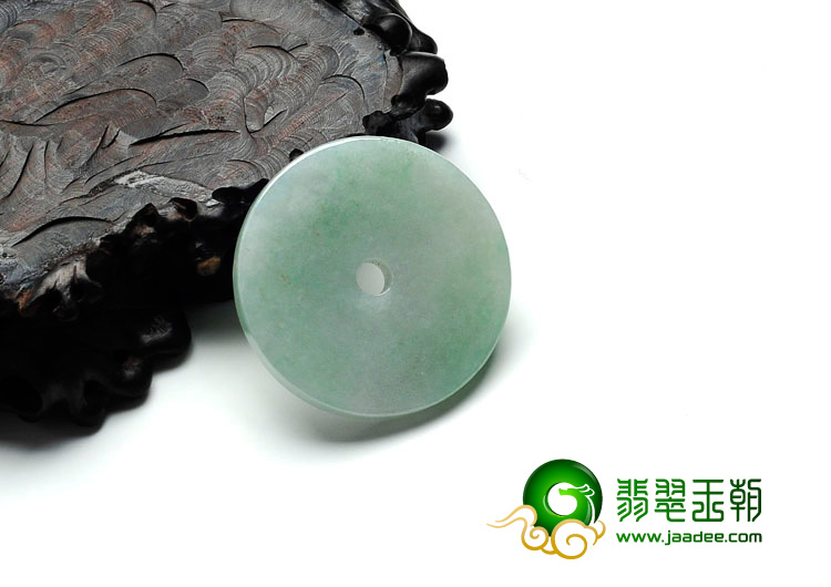 糯冰种飘翠缅甸翡翠平安扣挂件