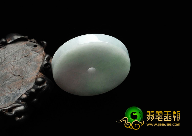 糯冰种晴水略带翠缅甸翡翠平安扣挂件