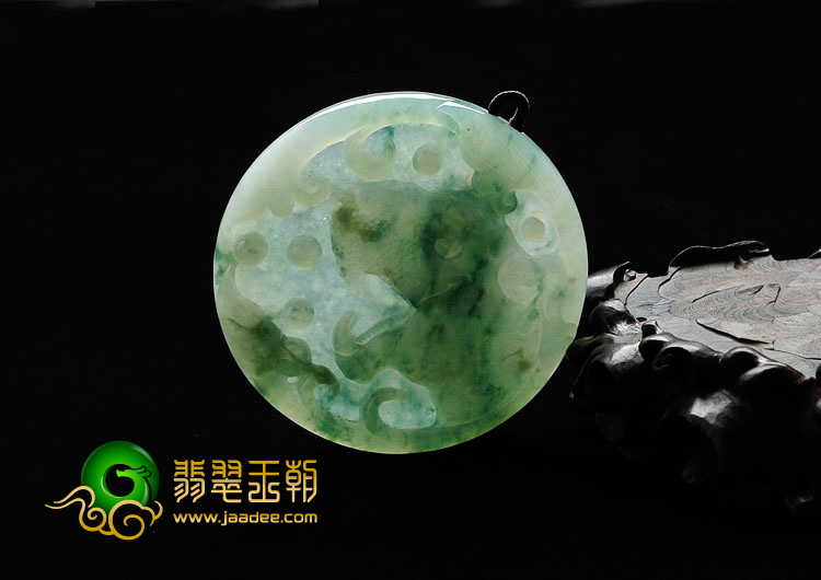 糯冰种飘花缅甸翡翠虎头牌挂件