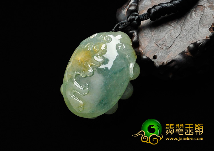 冰种黄翡飘花缅甸翡翠佛头挂件