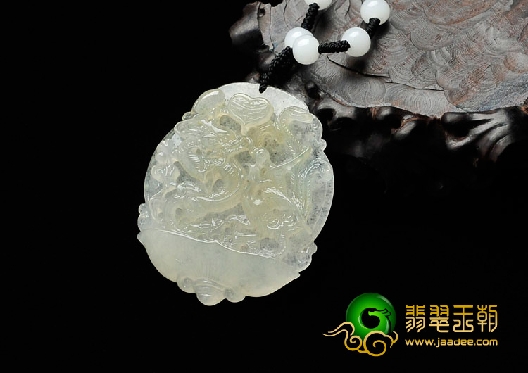 冰种缅甸翡翠龙凤呈祥挂件