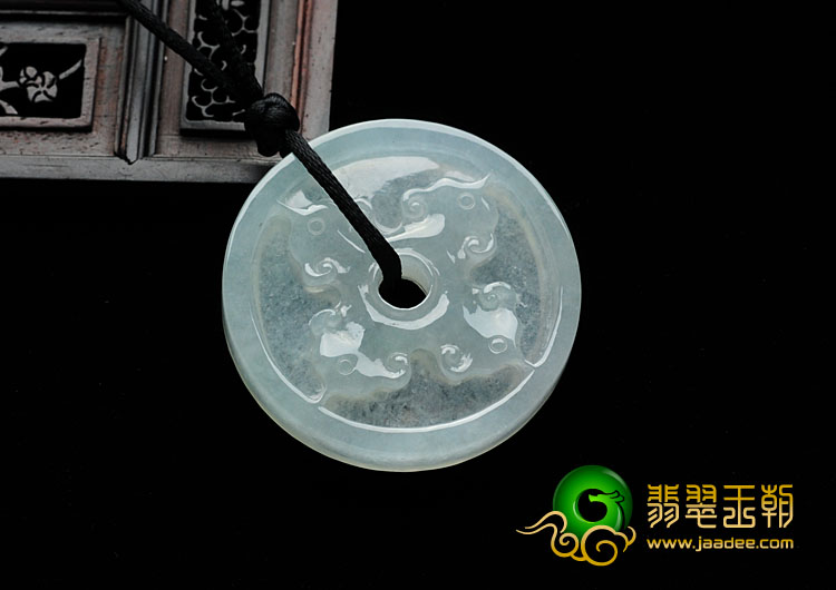 冰种晴水缅甸翡翠雕花平安扣挂件