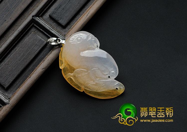 冰种黄翡缅甸翡翠英明神武挂件