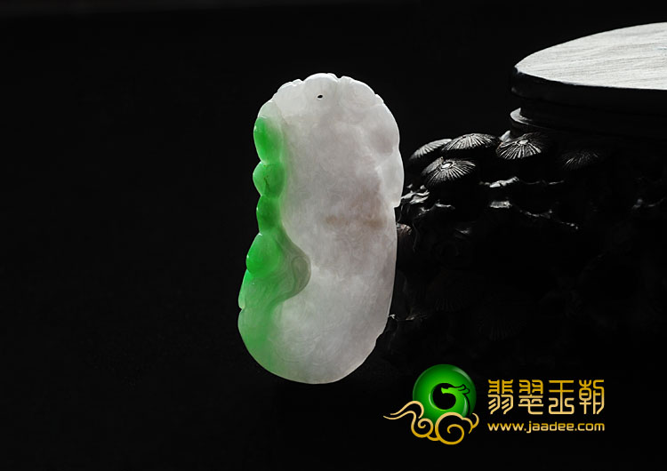 糯冰种春带彩缅甸翡翠枯木逢春挂件