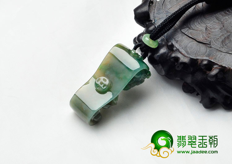 糯冰种黄加绿缅甸翡翠望子成龙挂件