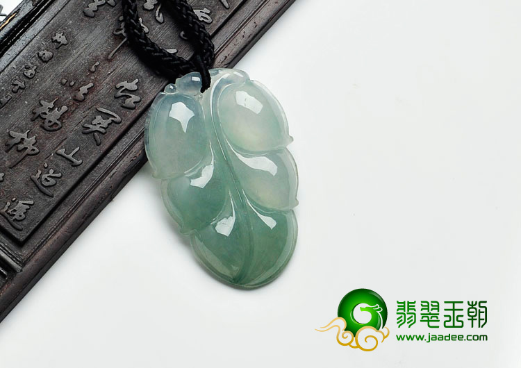 冰种晴水缅甸翡翠叶子挂件