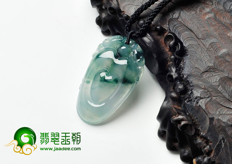 冰种飘花缅甸翡翠心心相印挂件（单价）