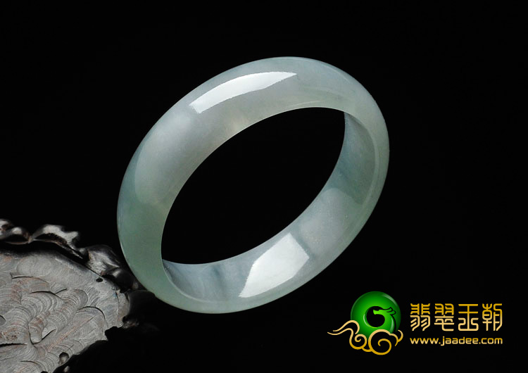 冰种晴水缅甸翡翠手镯（57.9mm）