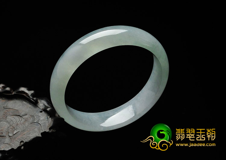 冰种晴水缅甸翡翠手镯（55.4mm）