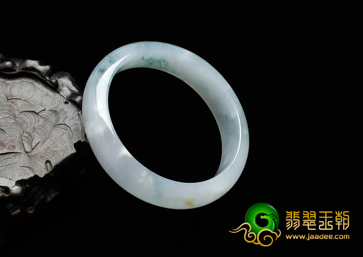 冰种飘花缅甸翡翠手镯（52.9mm）