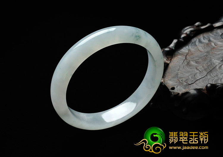 冰种飘花缅甸翡翠手镯（58.1mm）