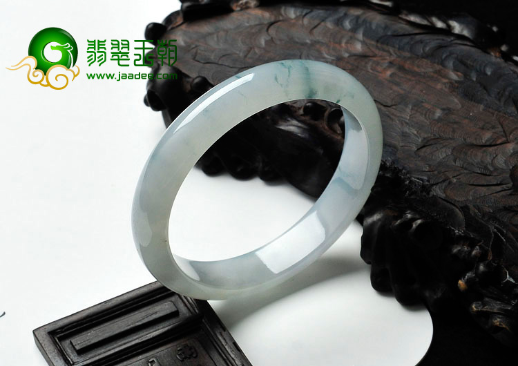 冰种飘花缅甸翡翠手镯（58.1mm）
