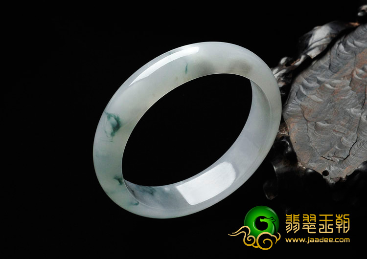 冰种飘花缅甸翡翠手镯（57.7mm）
