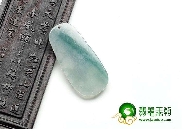 冰种晴水缅甸翡翠闻鸡起舞挂件