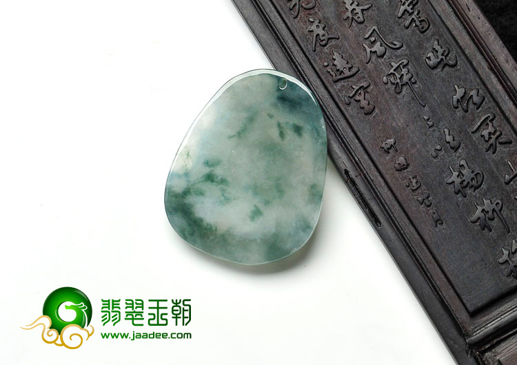 冰种飘花缅甸翡翠闻鸡起舞挂件