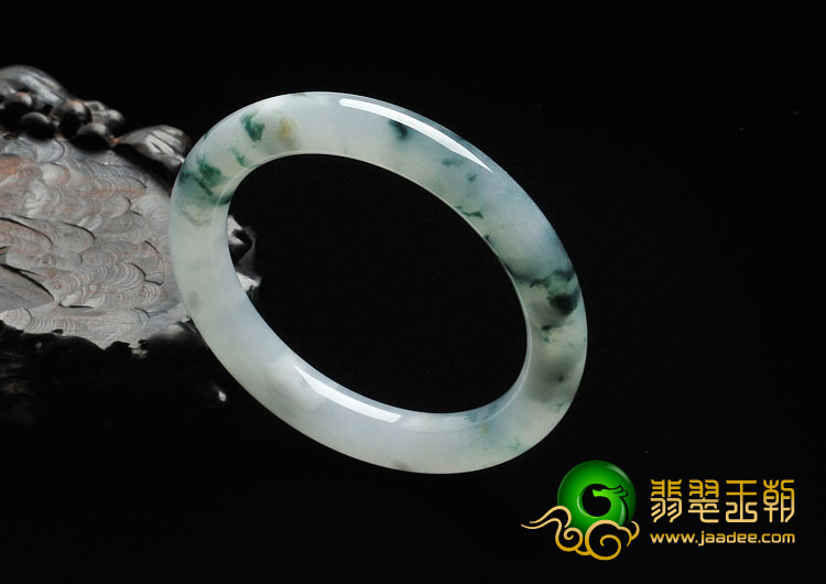 糯冰种飘花缅甸翡翠圆条手镯（59.5mm）