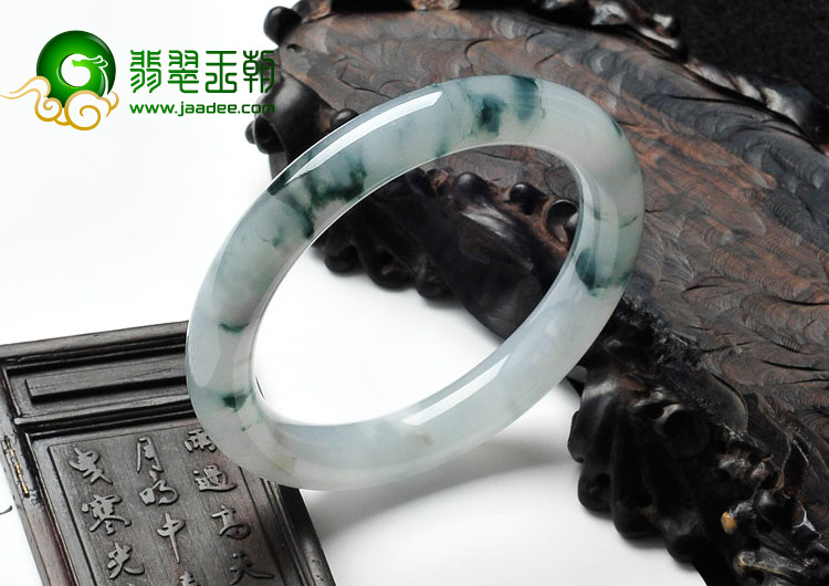 糯冰种飘花缅甸翡翠圆条手镯（59.5mm）