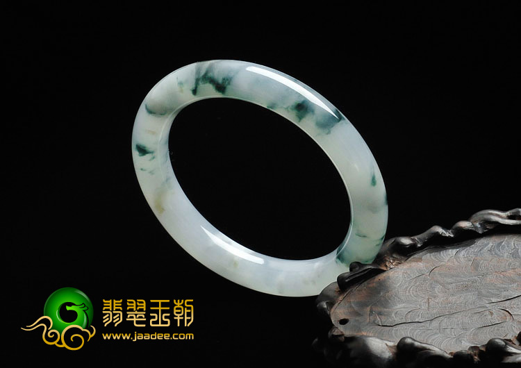 糯冰种飘花缅甸翡翠圆条手镯（59.5mm）
