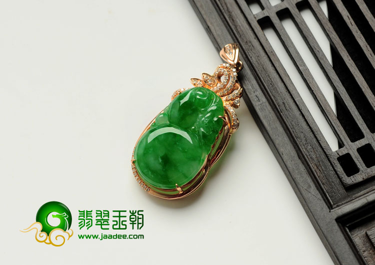 冰种飘翠缅甸翡翠镶玫瑰金福禄寿胸坠（真钻）
