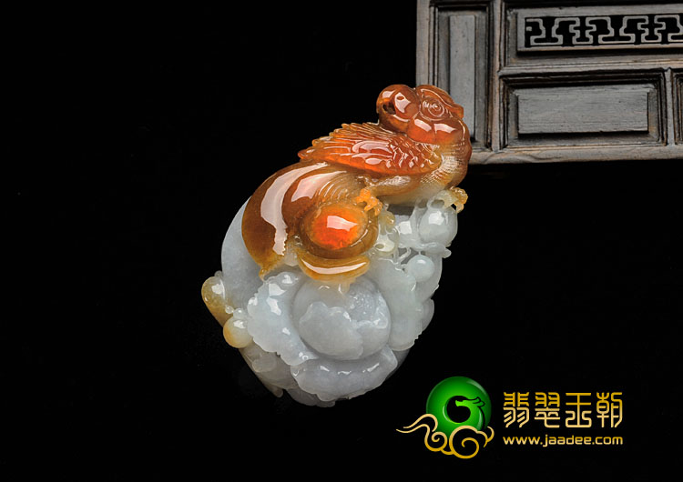 糯冰种红黄翡缅甸翡翠英明神武手玩件