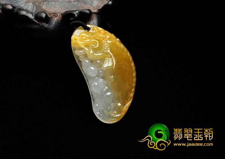 冰种黄翡缅甸翡翠独占鳌头挂件