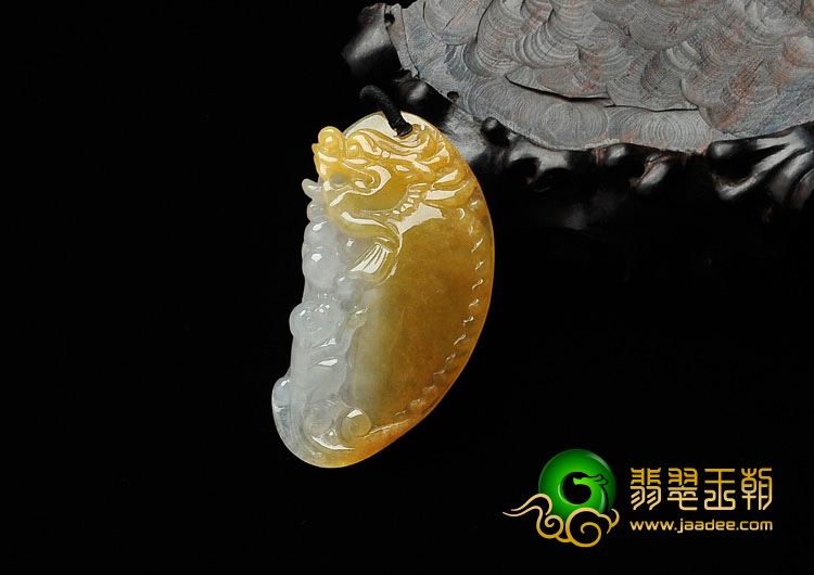 冰种黄翡缅甸翡翠独占鳌头挂件