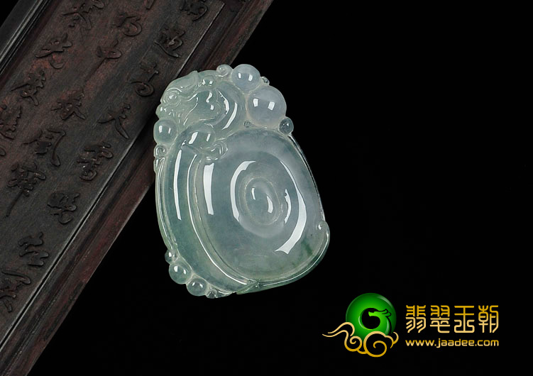 冰种晴水略飘花缅甸翡翠福在眼前挂件