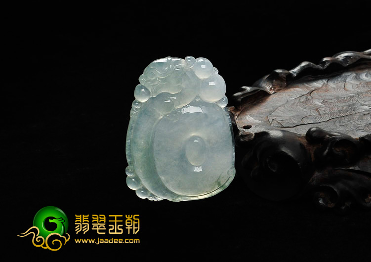 冰种晴水略飘花缅甸翡翠福在眼前挂件