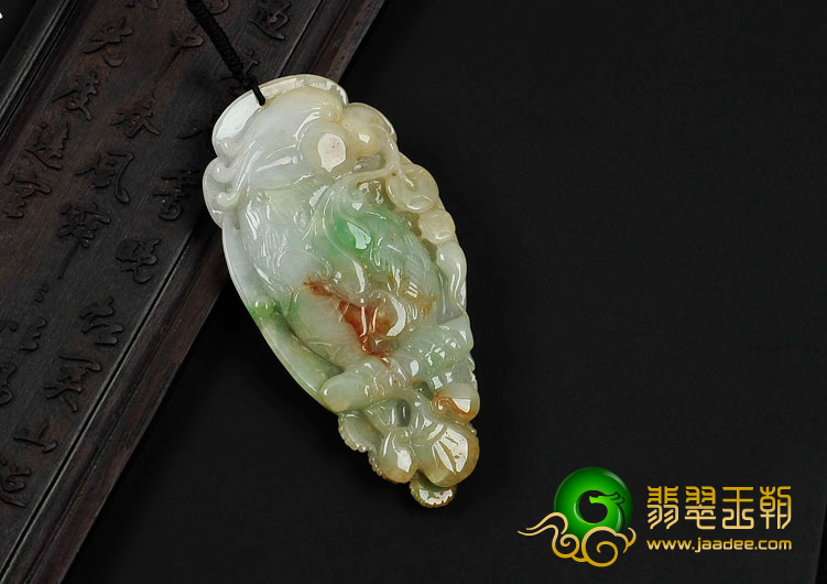 糯冰种三彩缅甸翡翠英明神武挂件
