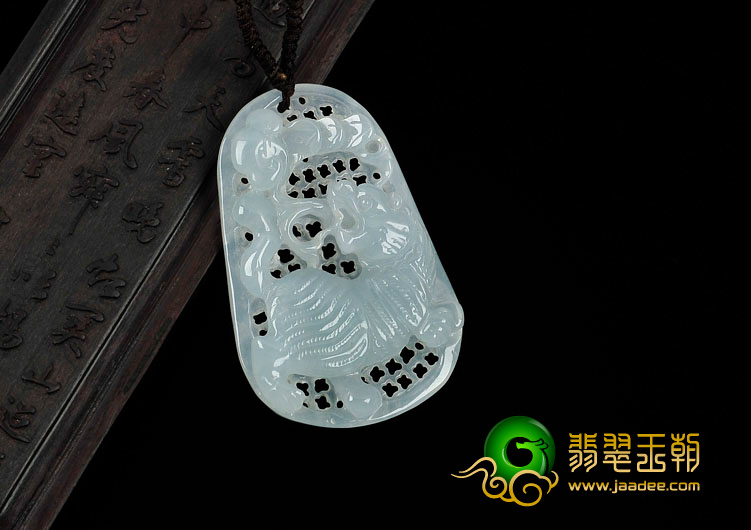 冰种晴水缅甸翡翠雕花虎牌挂件