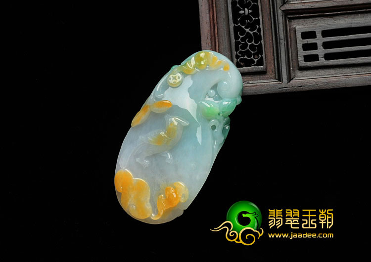 糯冰种三彩缅甸翡翠多子多福挂件