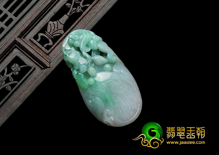 糯冰种三彩缅甸翡翠多子多福挂件