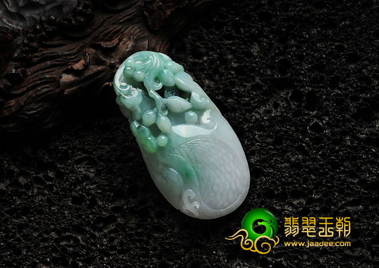 糯冰种三彩缅甸翡翠多子多福挂件
