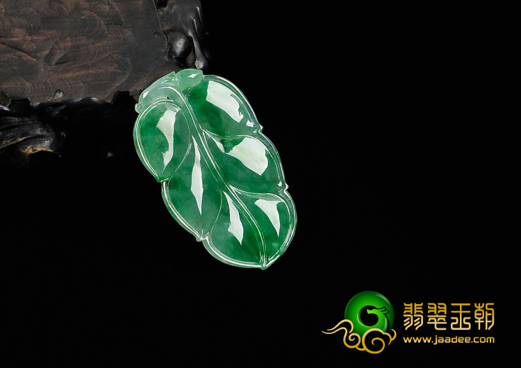 冰种飘翠缅甸翡翠叶子挂件