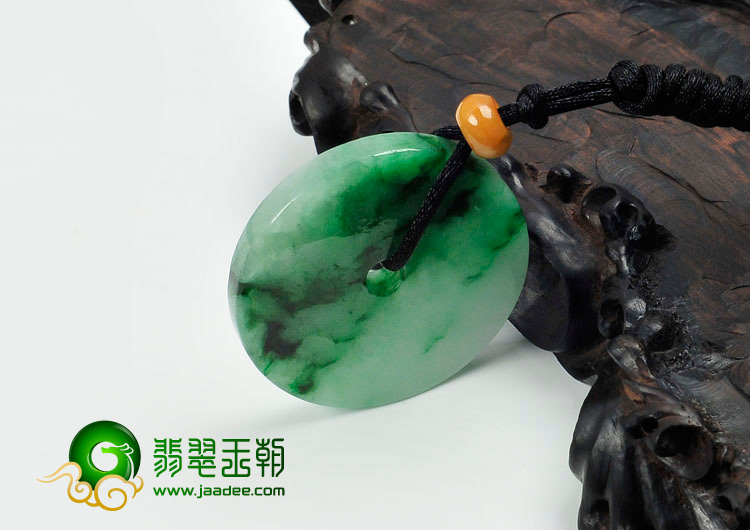 糯冰种飘翠缅甸翡翠平安扣挂件