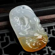 冰种黄翡缅甸翡翠草龙挂件