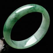 糯冰种飘绿花缅甸翡翠手镯（54.5mm）