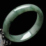 糯冰种飘花缅甸翡翠手镯（57.9mm）