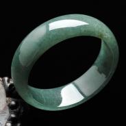 糯冰种油青缅甸翡翠手镯（56.3mm）
