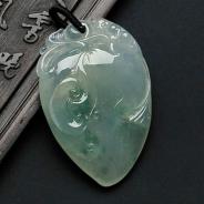 冰种飘花缅甸翡翠福瓜挂件