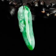 糯冰种飘阳绿缅甸翡翠福瓜挂件