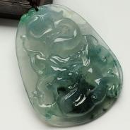 冰玻种飘花缅甸翡翠龙牌挂件