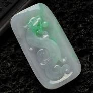 糯冰种飘翠缅甸翡翠龙牌挂件