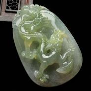 糯冰种淡黄翡缅甸翡翠大龙牌挂件