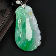 糯冰种飘翠缅甸翡翠镶白金扣福瓜挂件（真钻）