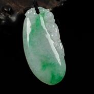 冰种飘翠缅甸翡翠福瓜挂件