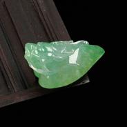 冰种晴水缅甸翡翠螭龙戒面